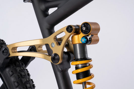 FOCARINI Furia - Matt black - roues DRC Mullet