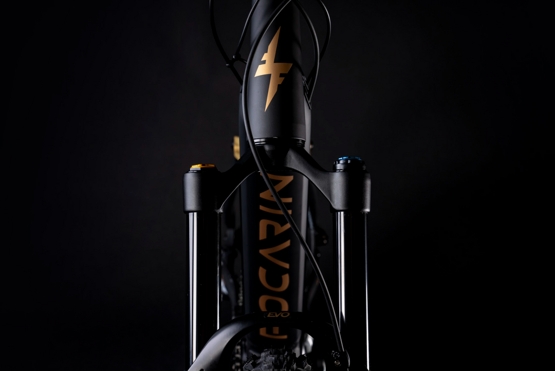 FOCARINI Furia - Matt black - roues DRC Mullet